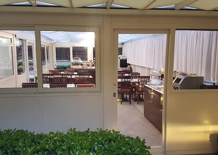Hotel Best Roma מלון 4*